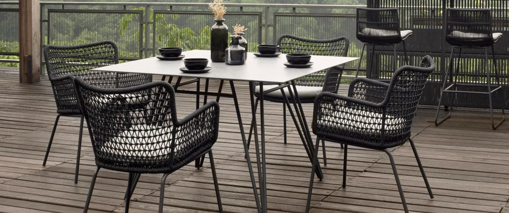 ::COMO DINING TABLE Como table main
